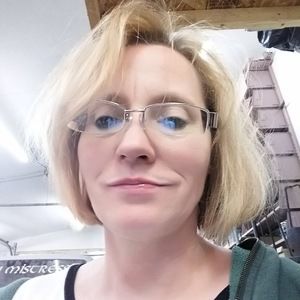 Meet your Posher, Connie